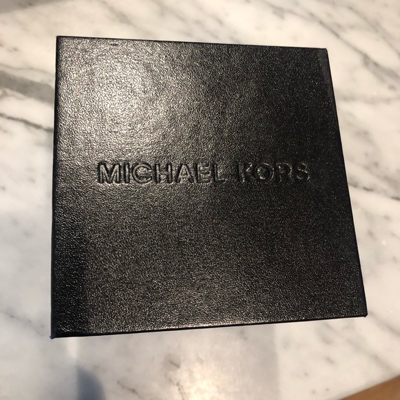 New Michael Kors Men’s Watch - Picture 4 of 8